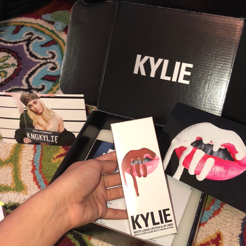 KYLIE JENNER LIPKIT (dolce k)